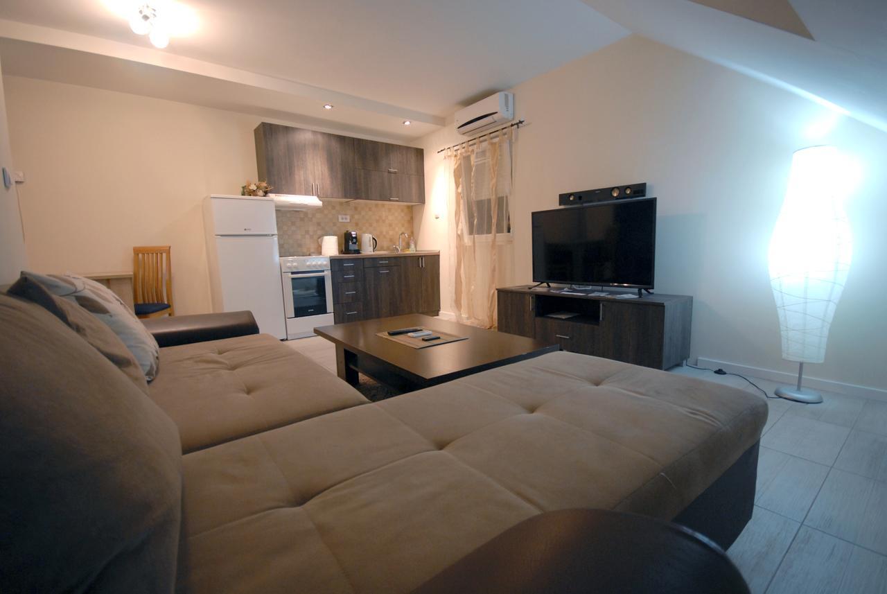 Franstal Apartments Βελιγράδι Εξωτερικό φωτογραφία